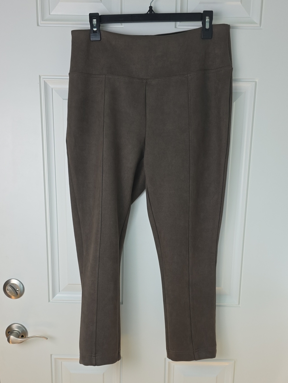 Andrew Marc Faux Suede Pull-On Pants in Dark Brown.  Size Medium